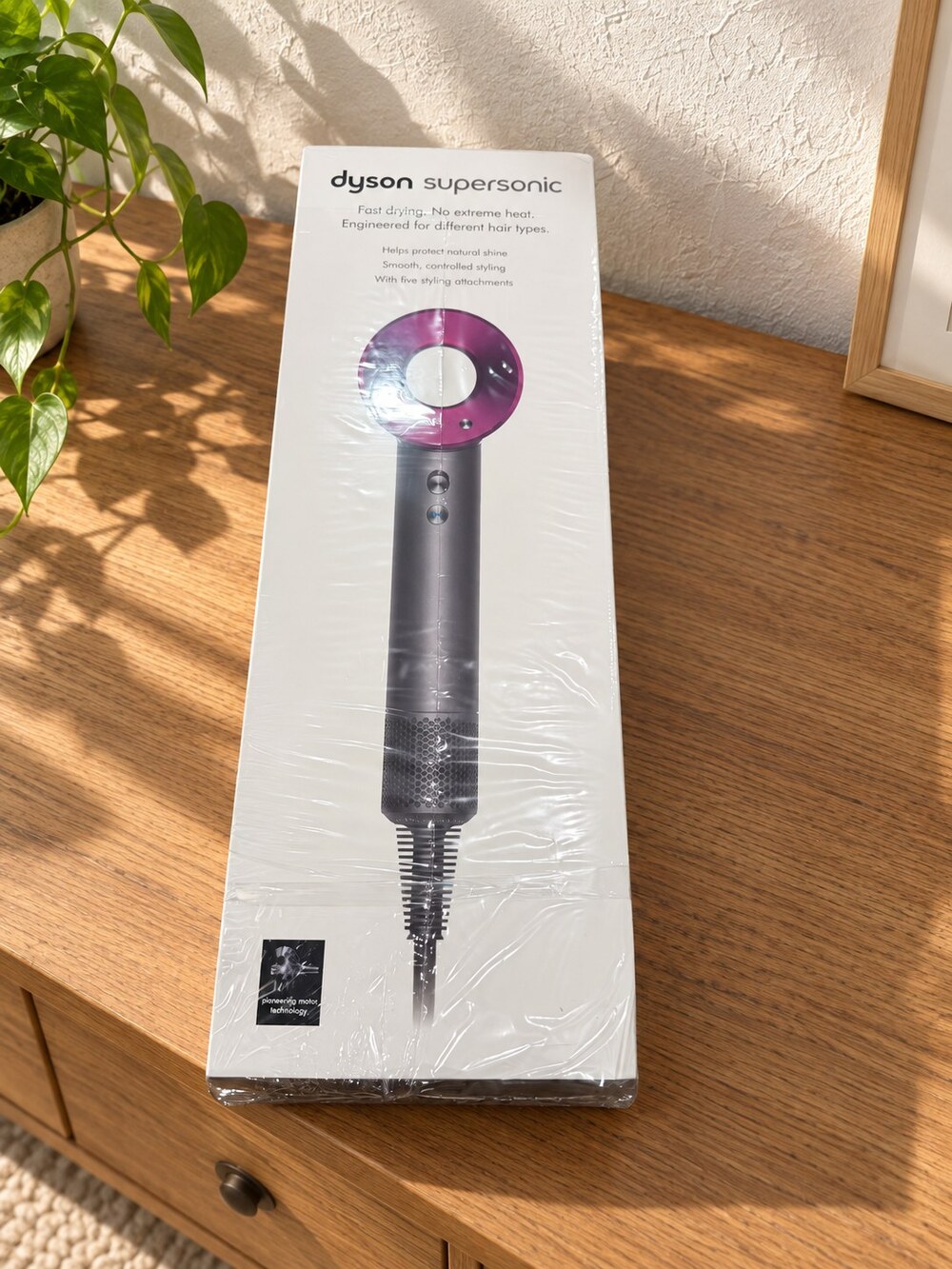 Dyson Supersonic Hair Dryer with Box, Gray and Pink - Picture 5 of 10